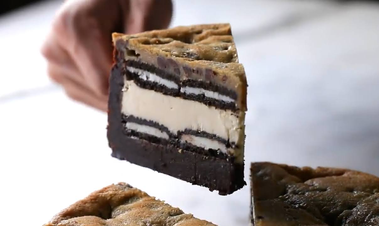 Image of The Cake